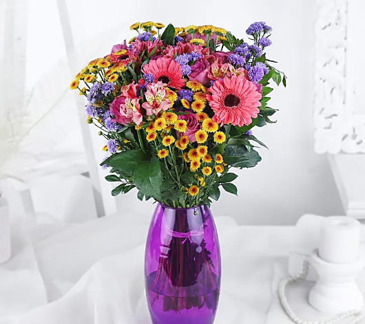 Sunshine And Lilac Delight